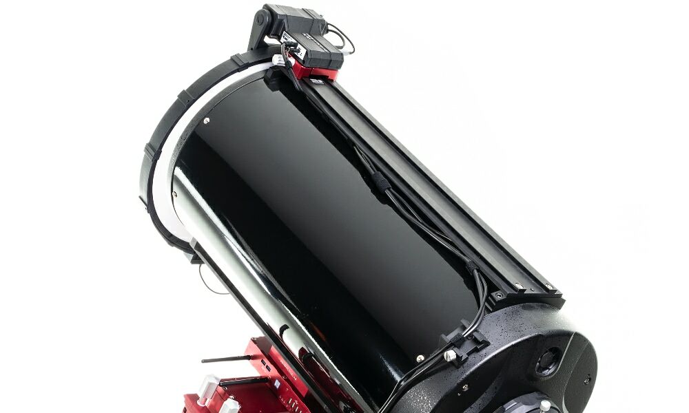 GIOTTO 560mm with ALTO-3L motorized telescope cover